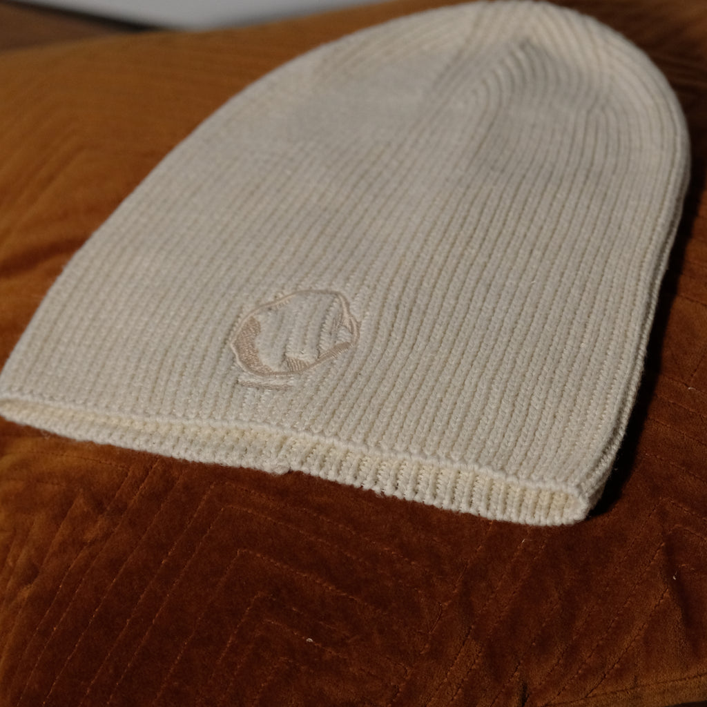 Natural and tea tannin slouch beanie