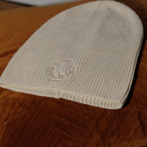 Natural and tea tannin slouch beanie