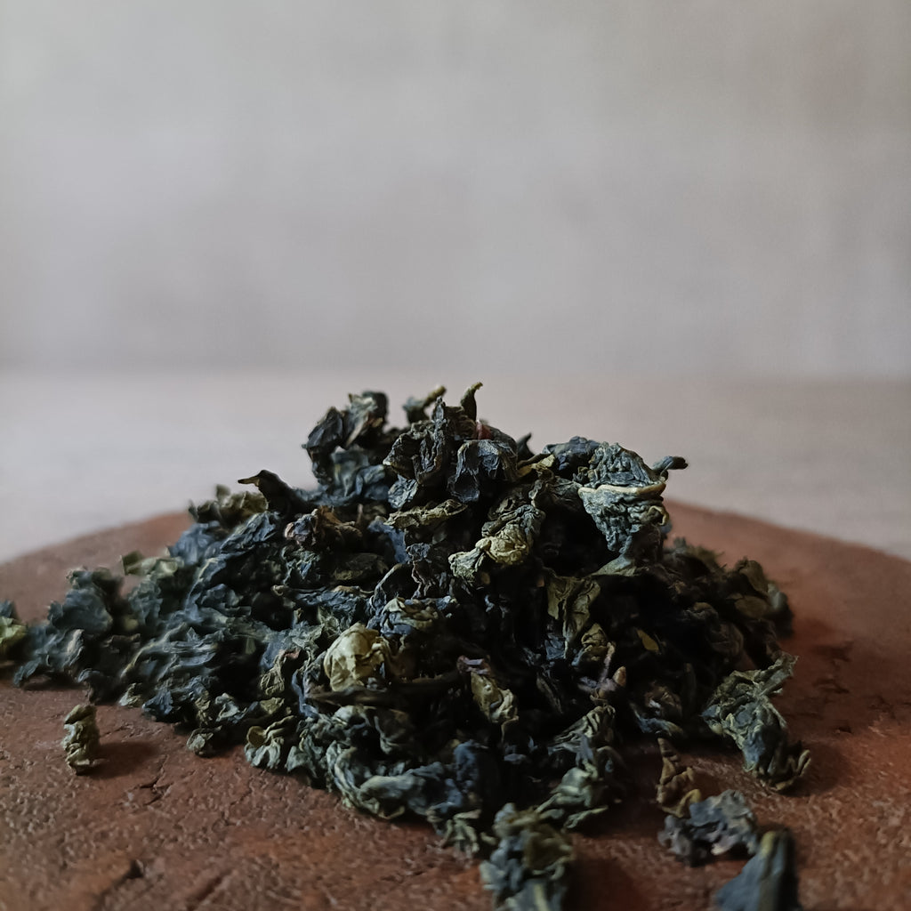 Iron Goddess - Oolong - Tieguanyin ( 乌龙茶)