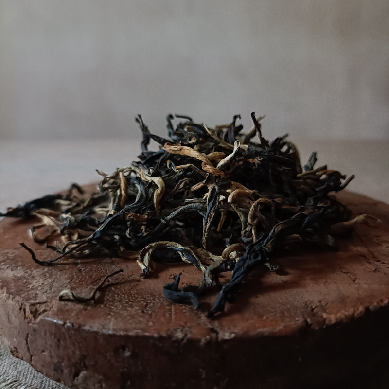 Golden Embers - Red Tea - Dain Hong ( 红茶)