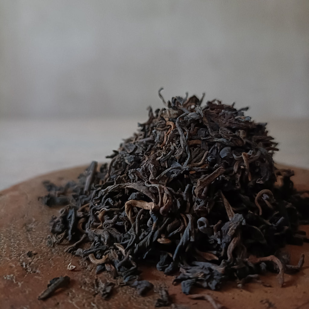 Adrift - Shou Puer ( 寿普洱)